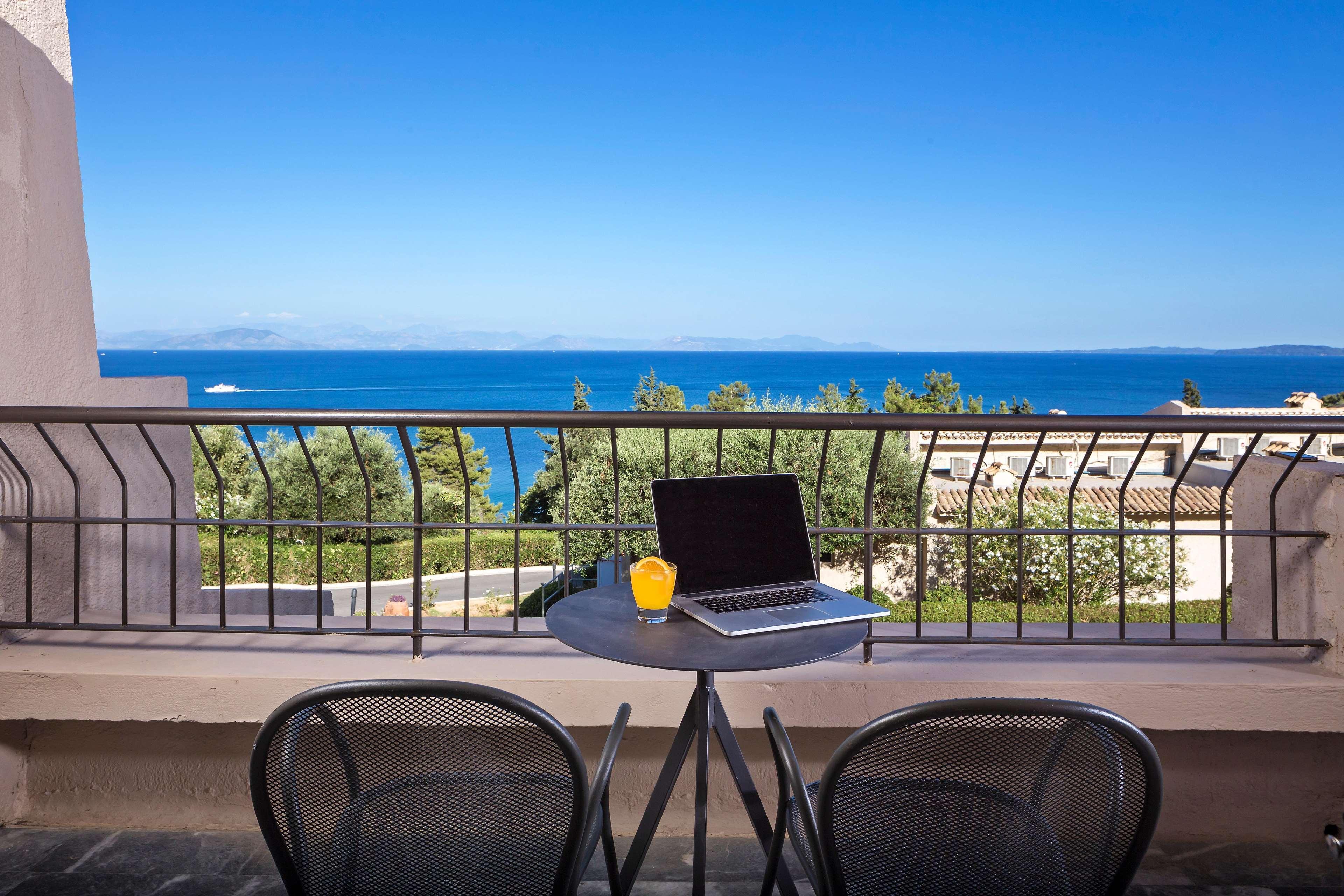 Aeolos Beach Resort Gastouri  Екстериор снимка