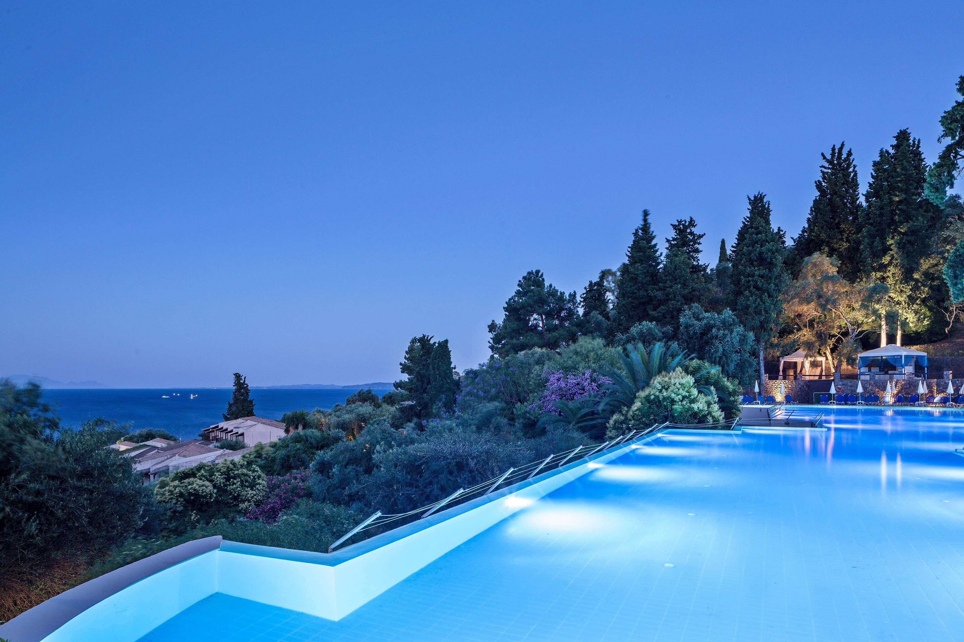 Aeolos Beach Resort Gastouri  Екстериор снимка
