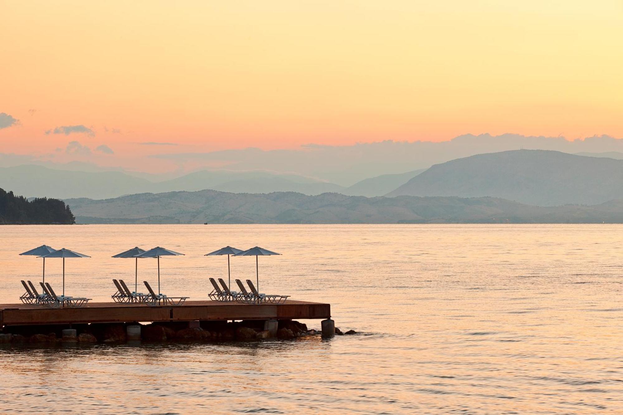 Aeolos Beach Resort Gastouri  Екстериор снимка